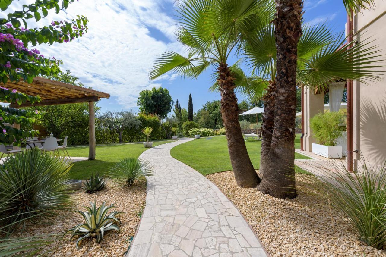 Villa Mario Resort سالو المظهر الخارجي الصورة
