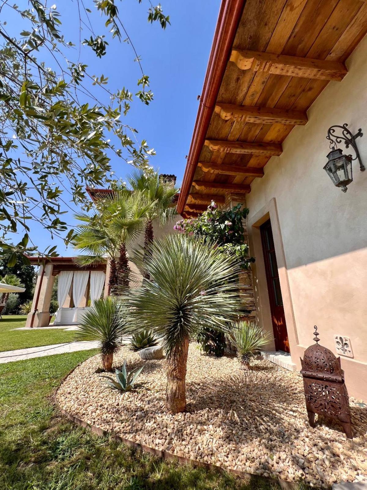 Villa Mario Resort سالو المظهر الخارجي الصورة